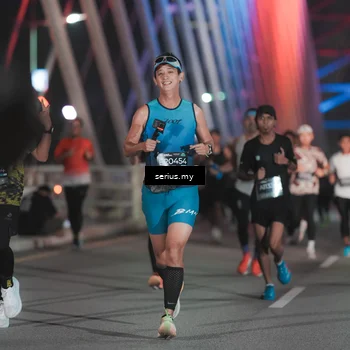 Runner Photo 6244858