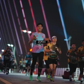 Runner Photo 6244898