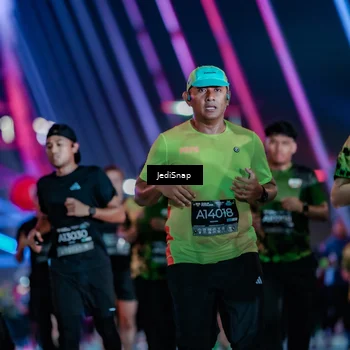 Runner Photo 6244904