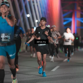 Runner Photo 6244906