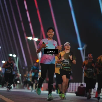 Runner Photo 6244907