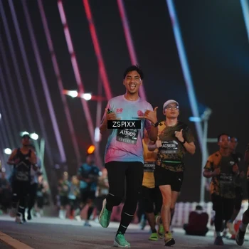 Runner Photo 6244936