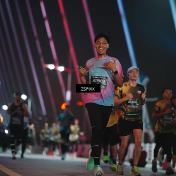 Runner Photo 6244939