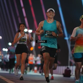 Runner Photo 6244952