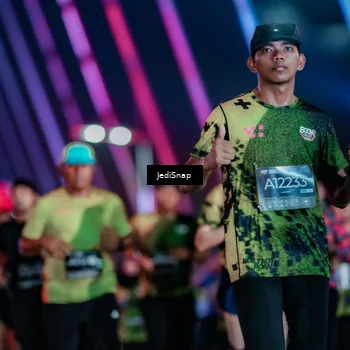 Runner Photo 6244970
