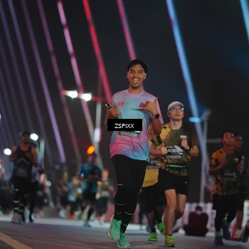 Runner Photo 6244978