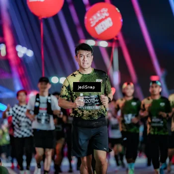 Runner Photo 6244984