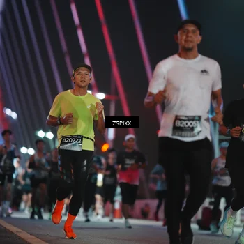 Runner Photo 6245062