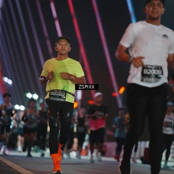 Runner Photo 6245074