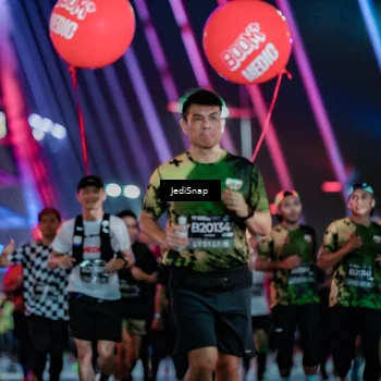 Runner Photo 6245089