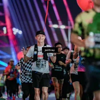 Runner Photo 6245091
