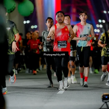 Runner Photo 6245098