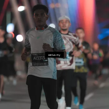 Runner Photo 6245123