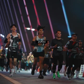 Runner Photo 6245174