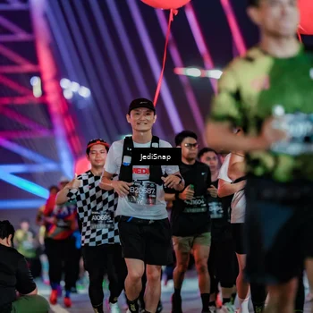 Runner Photo 6245209