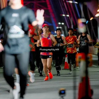 Runner Photo 6245249
