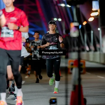 Runner Photo 6245314
