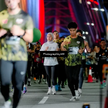 Runner Photo 6245327