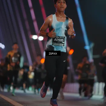 Runner Photo 6245336