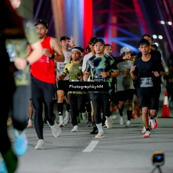 Runner Photo 6245347