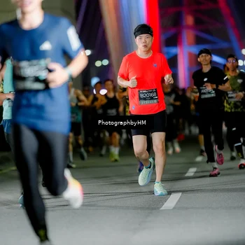Runner Photo 6245382