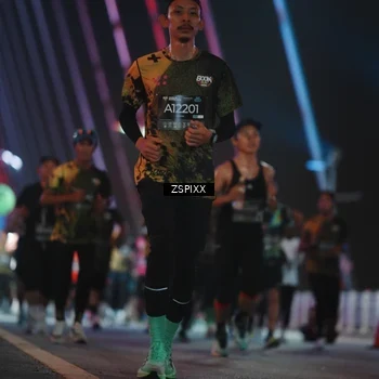 Runner Photo 6245397