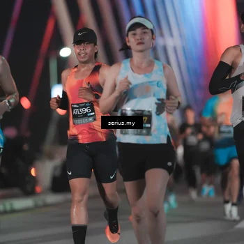 Runner Photo 6245417