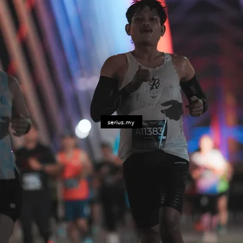 Runner Photo 6245439