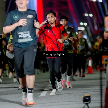 Runner Photo 6245443