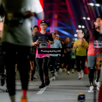 Runner Photo 6245449