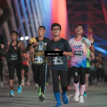 Runner Photo 6245480