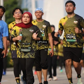 Runner Photo 6245483