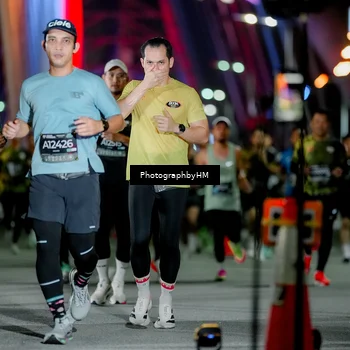 Runner Photo 6245486