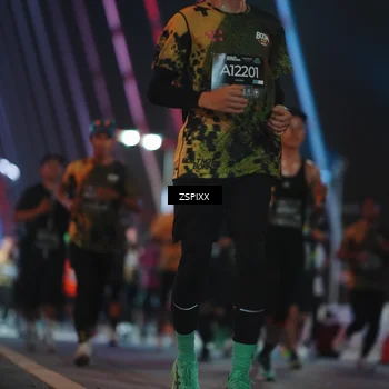 Runner Photo 6245500