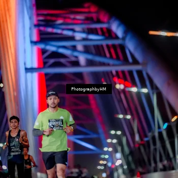 Runner Photo 6245516