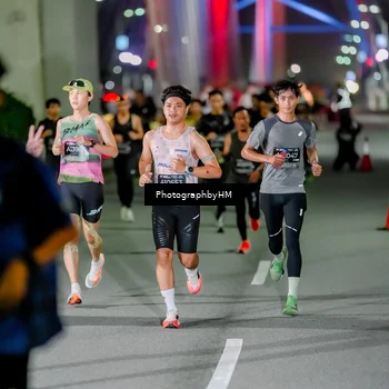 Runner Photo 6245551