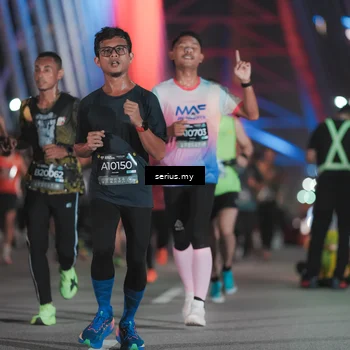 Runner Photo 6245559
