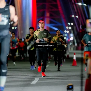 Runner Photo 6245562