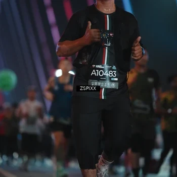 Runner Photo 6245574