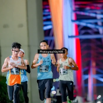 Runner Photo 6245616