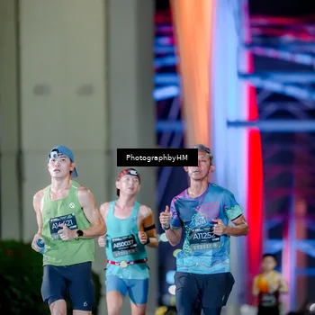 Runner Photo 6245653