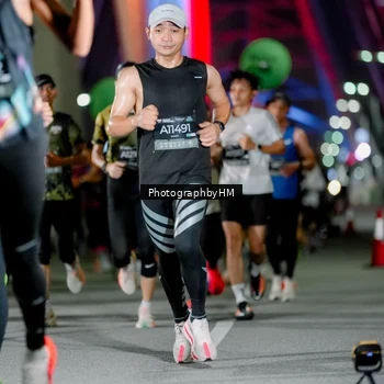Runner Photo 6245667