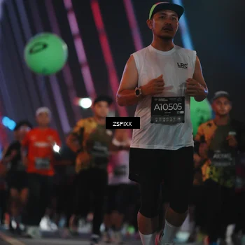 Runner Photo 6245676