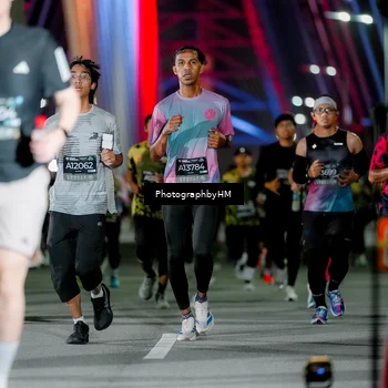 Runner Photo 6245708