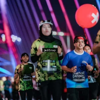 Runner Photo 6245718