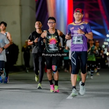 Runner Photo 6245759