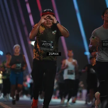 Runner Photo 6245845