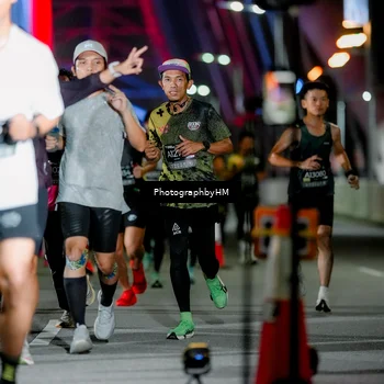 Runner Photo 6245870