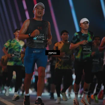 Runner Photo 6245899