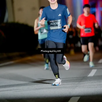 Runner Photo 6245919